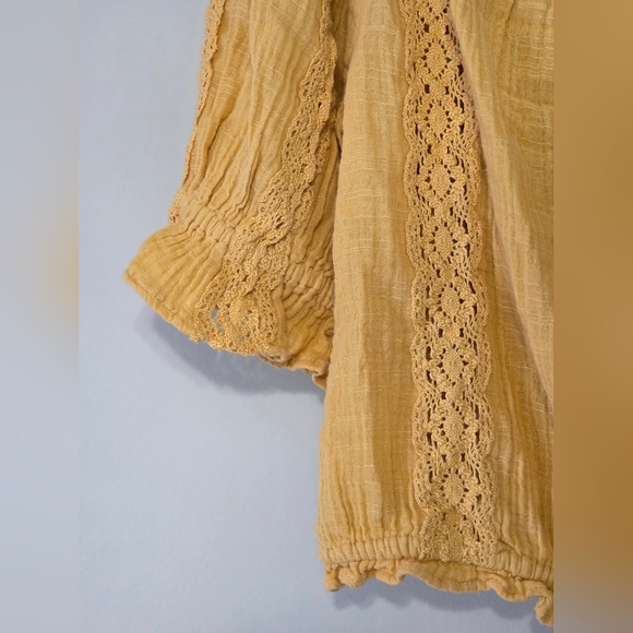 NWT American Eagle XL Mustard Yellow Lace Boho Smocked Crop Top Cottagecore - Picture 7 of 11